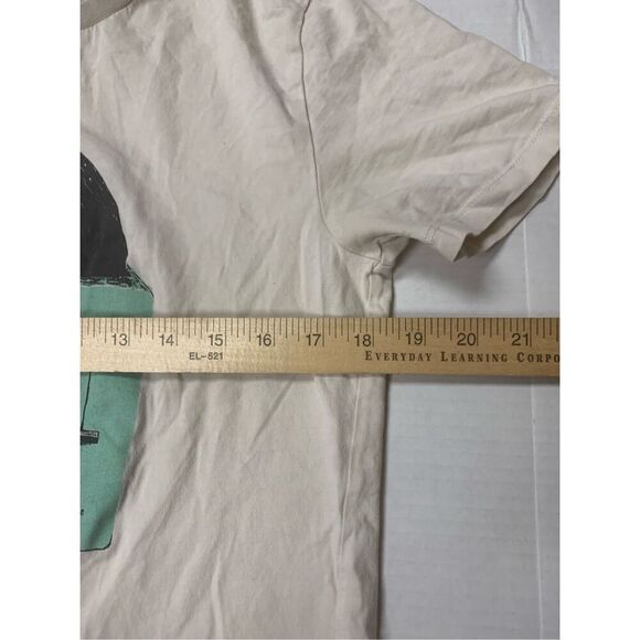 Retro Style Graphic T-shirt - Picture 2 of 3